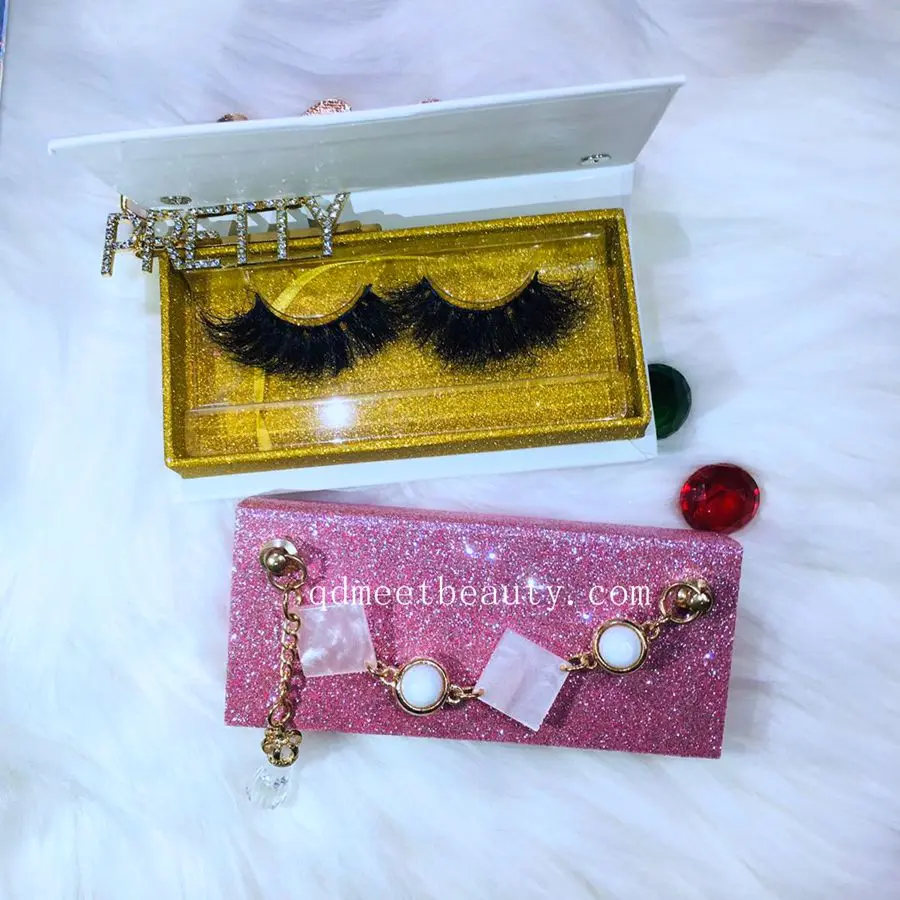 

2021 NEW Style Eyelashes qingdao meetbeauty DIY Lashes Box Custom Packaging Box with chain eyelash box packaging, Black