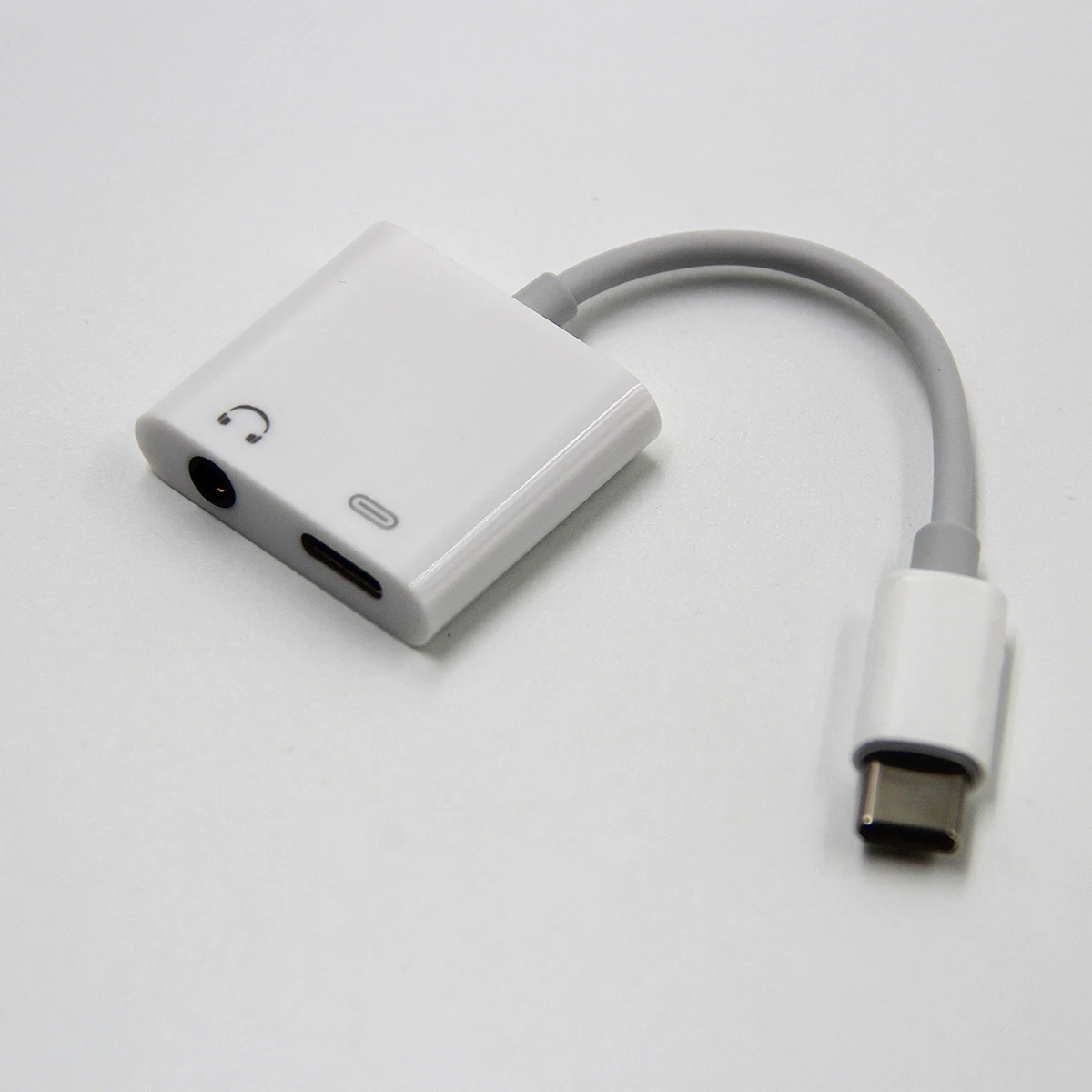 usb c 3.5毫米插孔充电接口类型 c 电缆音频旅行适配器