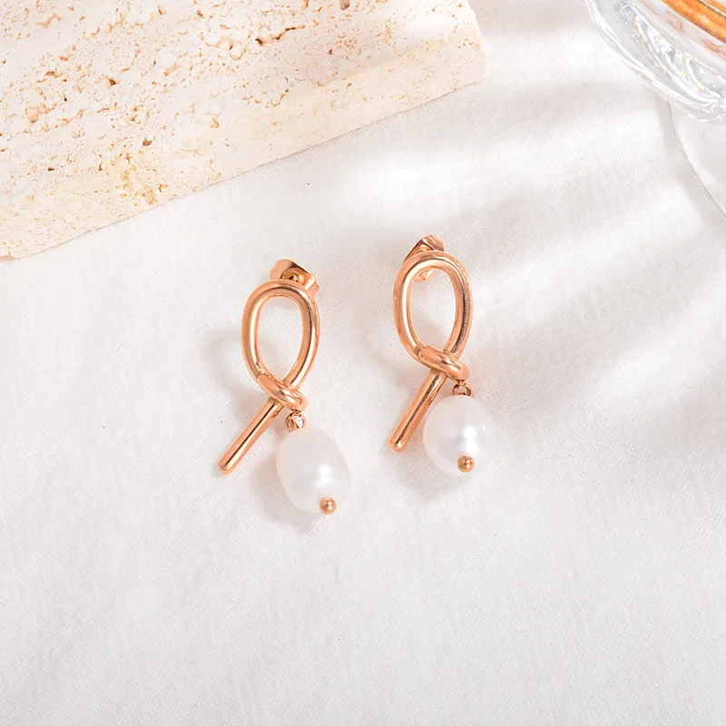 

Stainless Steel Knot Industrial Jimikki Rose Gold Earrings Jewelry Pink Zoro Rose Gold Earing For Women 2021