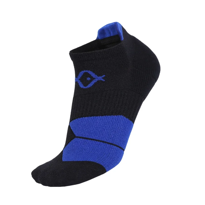 

SOX Manufacturer Wholesale Socks with Oem Woven Custom Logo Mens Socks Cotton Bamboo Sport Socks for Man Design Crew White Black, Custom color