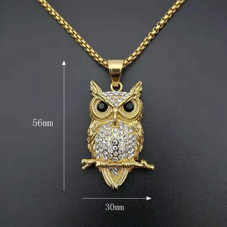 18k gold owl pendant