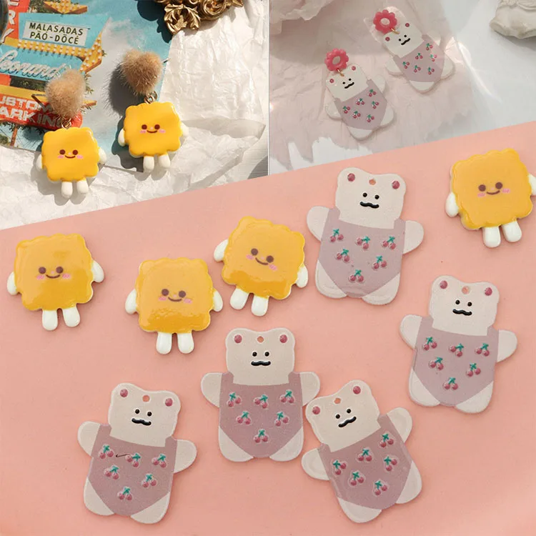 

Kawaii Cartoon Biscuits Bear Resin Charms Character Plastic Jewelry Findings Painted Resin Craft for DIY Mobile Phone Case, Colorful