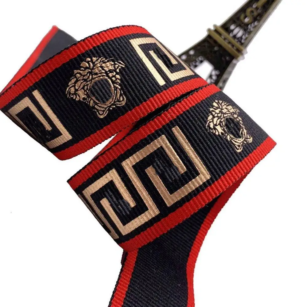 

Fashion Logo Pets Leash Collar Pet Leash Dog Cat Leash Pet Supplies, Customized