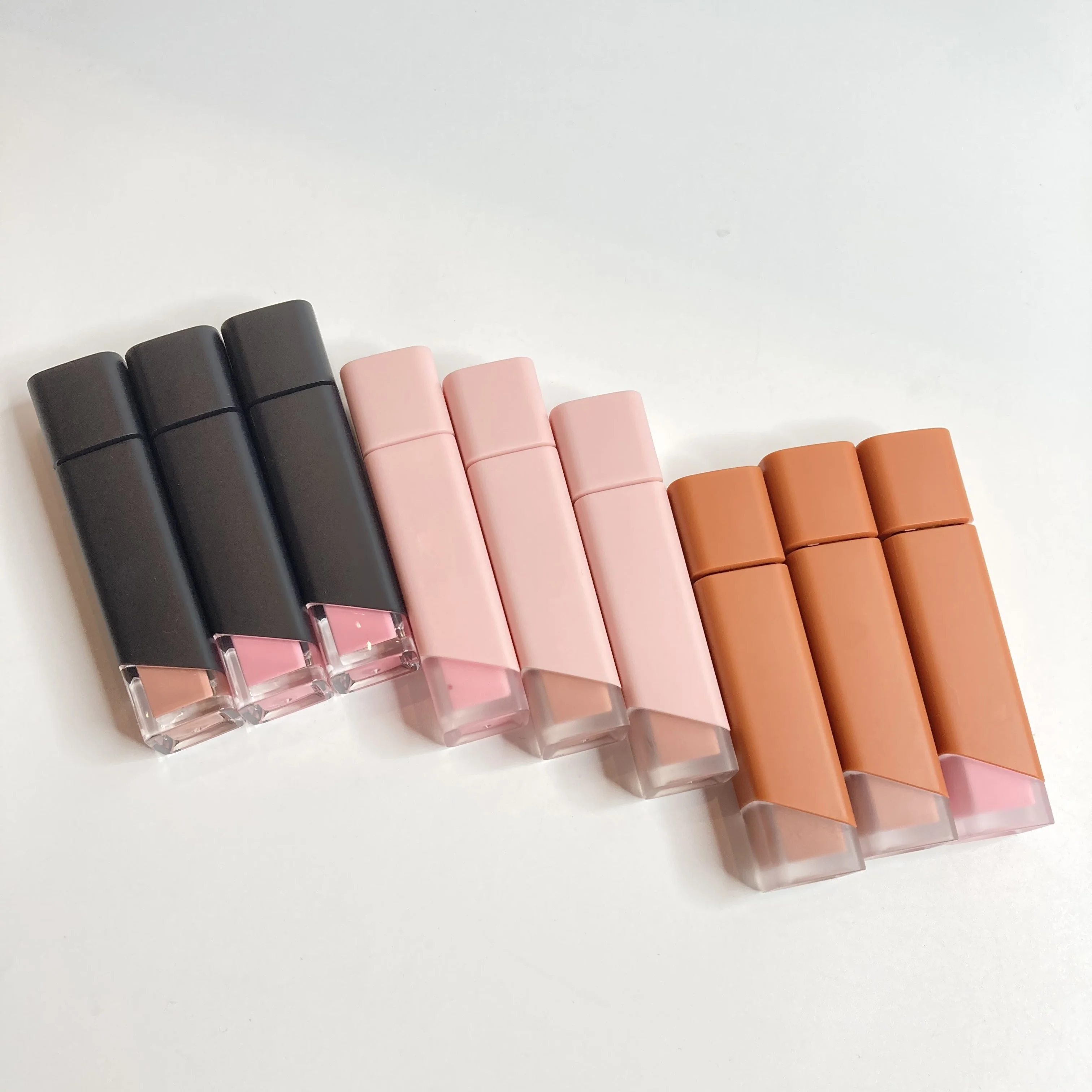 

Popular new lip gloss tubes vegan lipstick makeup plumping 33 color private label lip gloss