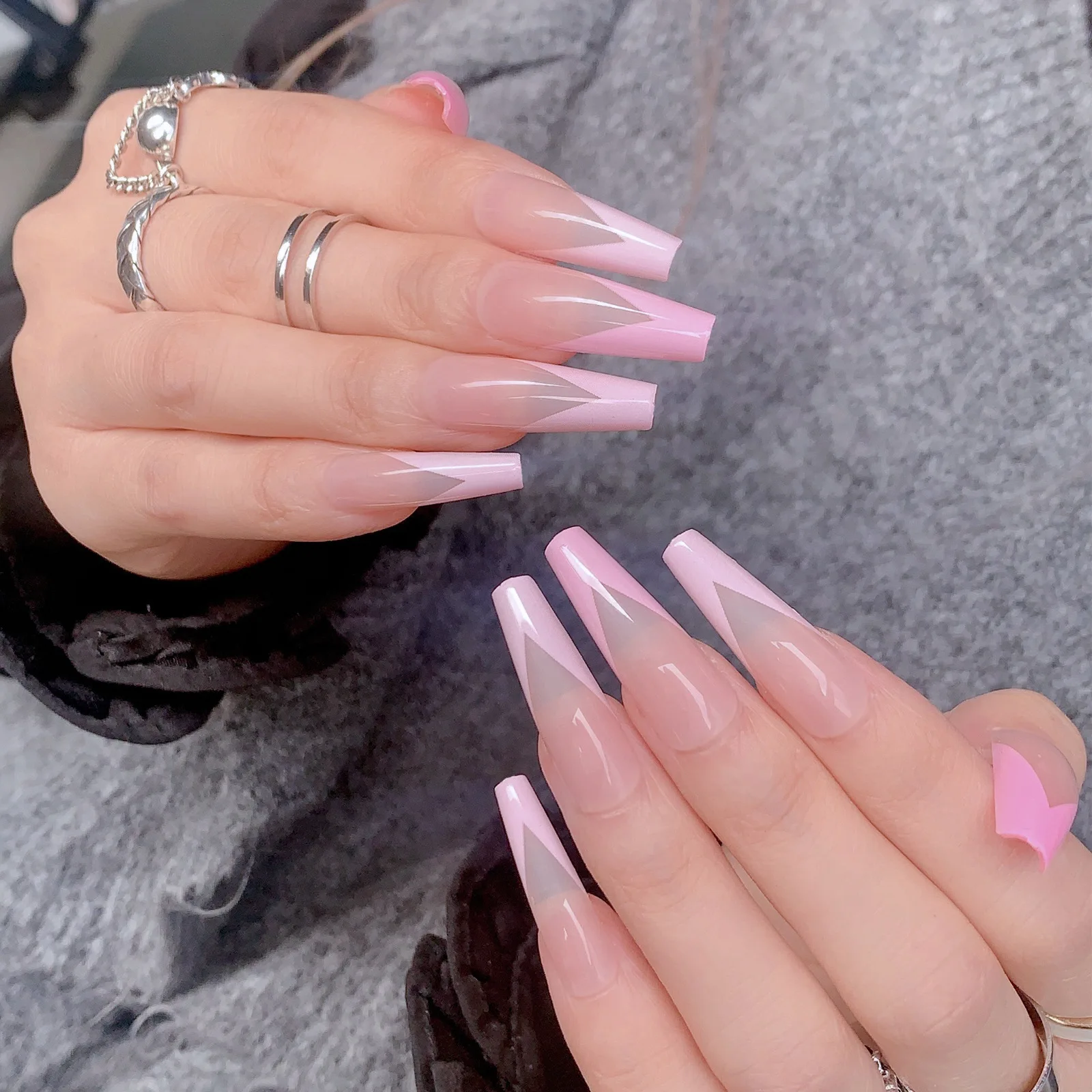 

Wholesale Pink Black French False Nails Custom Long Full Cover Coffin Ballerina Artifical Colored Fashion Press On Nail Tips, 18 colors