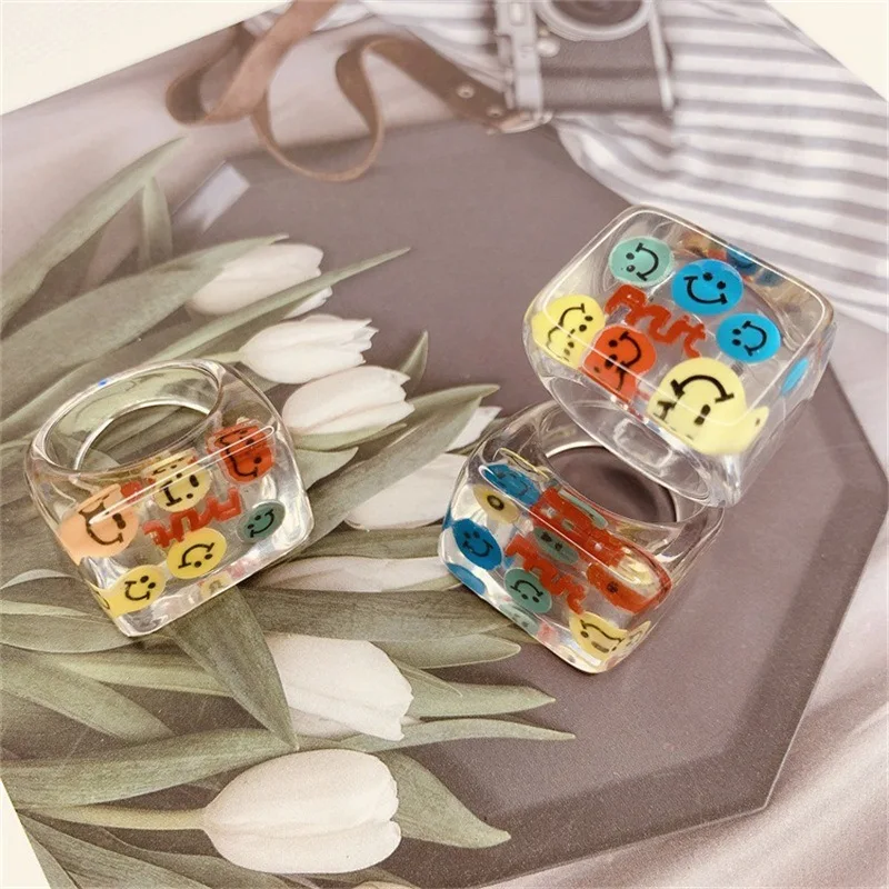 

2021 Sailing Jewelry Trendy Diamond Colorful Acrylic Chunky Resin Rings Cute Carton Smile Band Ring