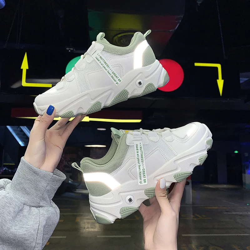 

New arrival lightweight breathable upper casual casual sneakers ladies shoes women sports shoes, Optional