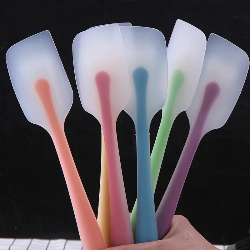 

Heat resistant Long handle Silicone Spatula Baking Cake Batter Scraper Pastry Tools Kitchen Accessories Silicone Butter Spatula, Multi-colors