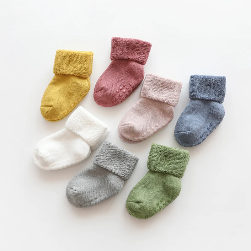 
Transparent Non slip silicone dots baby sock shoes Baby crawling socks 