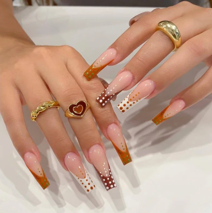 

24Pcs Long ballet nail plate fashion Coffee color wave dot long style French Artificial Fingernails
