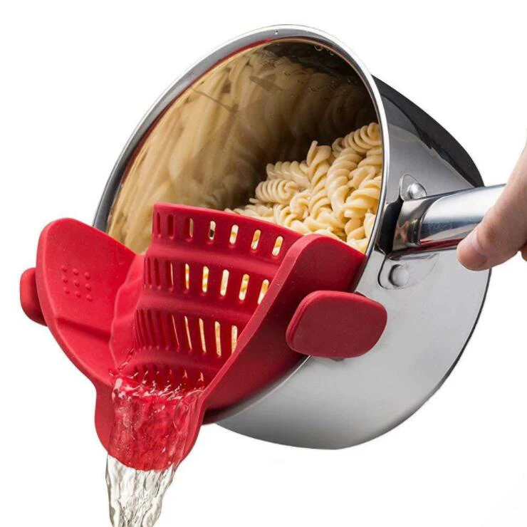 

A755 Rice Wash Sieve Beans Vegetable Fruits Cleaning Clip Filter Strainer Leakproof Baffle Kitchen Gadget Pot Side Drainer