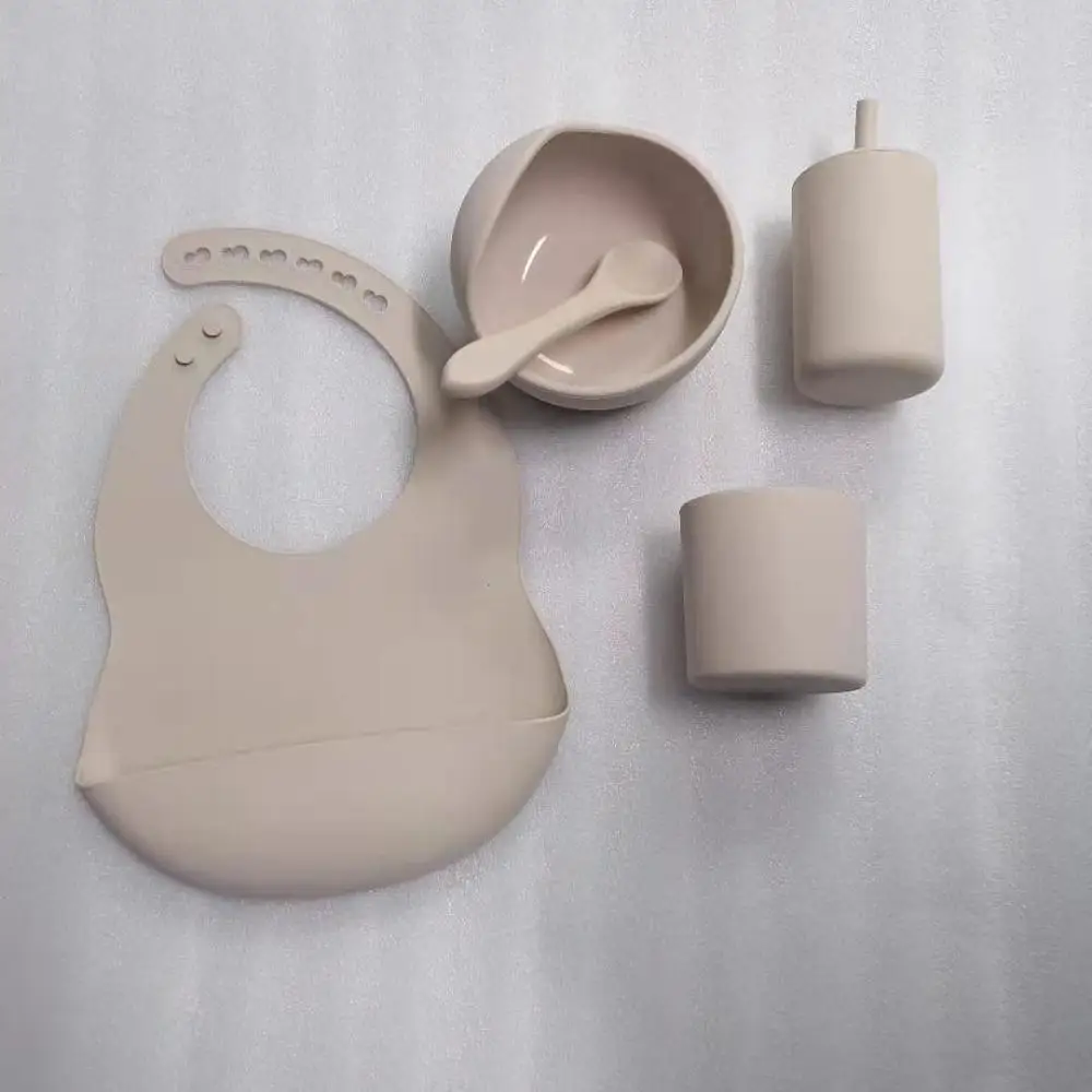

Silicone Baby Tableware Sets Infant BPA Free Baby Feeding Bowl And Spoon Bib And Cup Kits