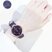 

Women Starry Sky Watch Light Luxury Fashion Hot Trend Women Quartz Watch