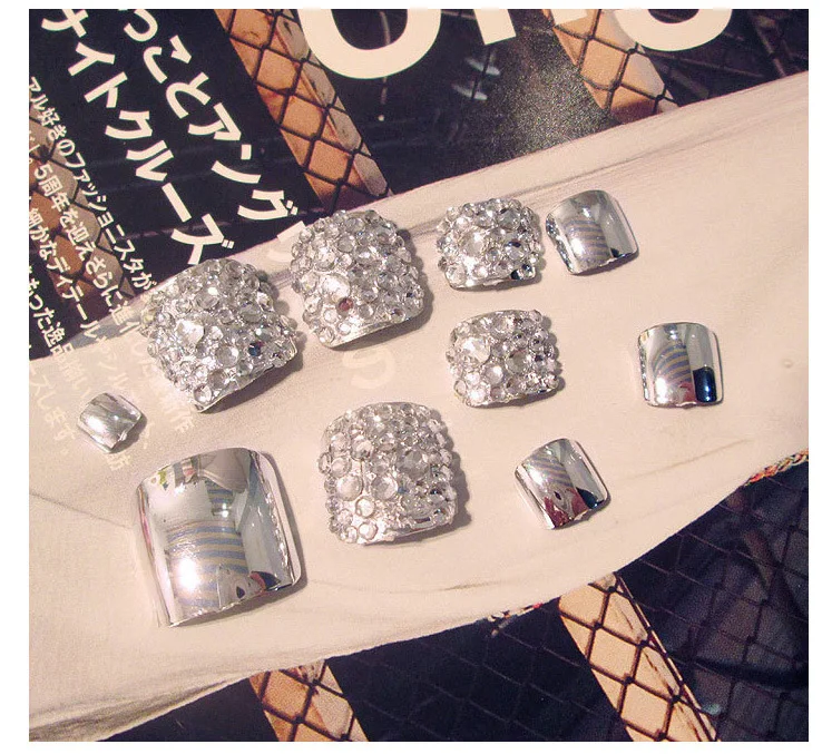 

High quality 24pcs False Toe Nail Tips Full Cover silver diamond Nails Medium Pre-designed Toe Artificial for Nail Art design
