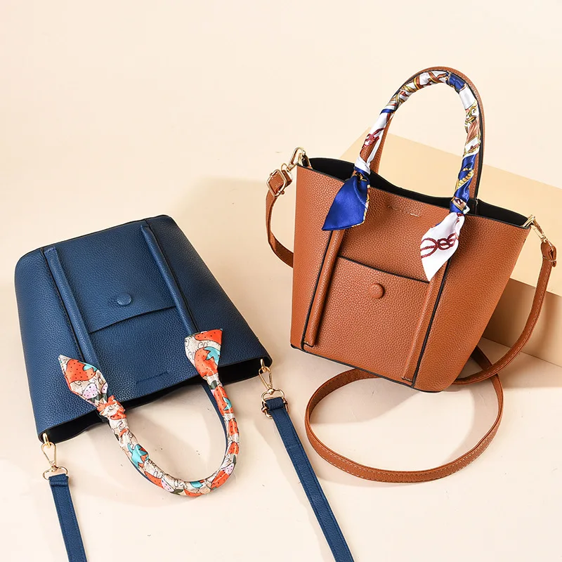 

Fashion women hand bags suppliers from china small square messenger bag vendors for bags custom