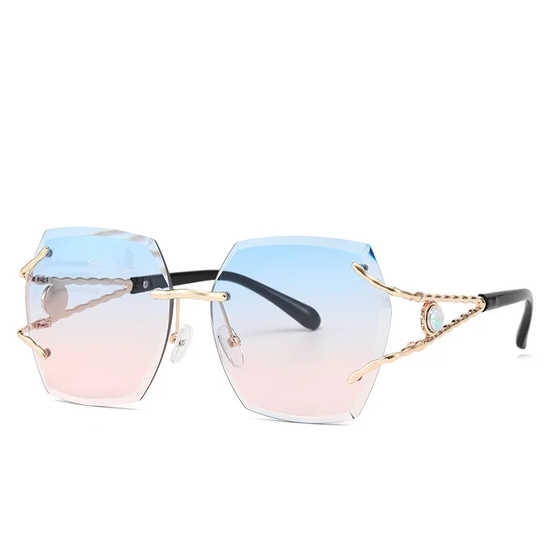 

Vintage Oversized Glasses Diamond Eyewear Hot Selling Female Ladies Rhinestones 2021 Sunglasses