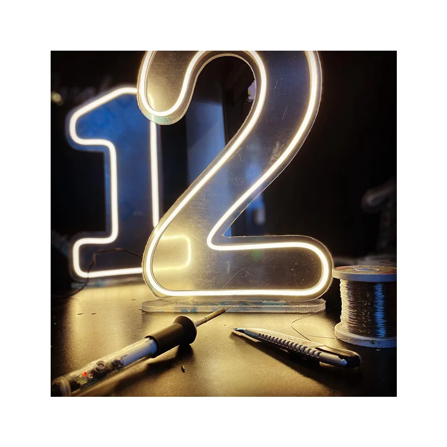 Winbo Drop Shipping Led Light up Number Small Neon Letters Standing Giant Acrylic Neon Light Letters 3 ft 4 ft