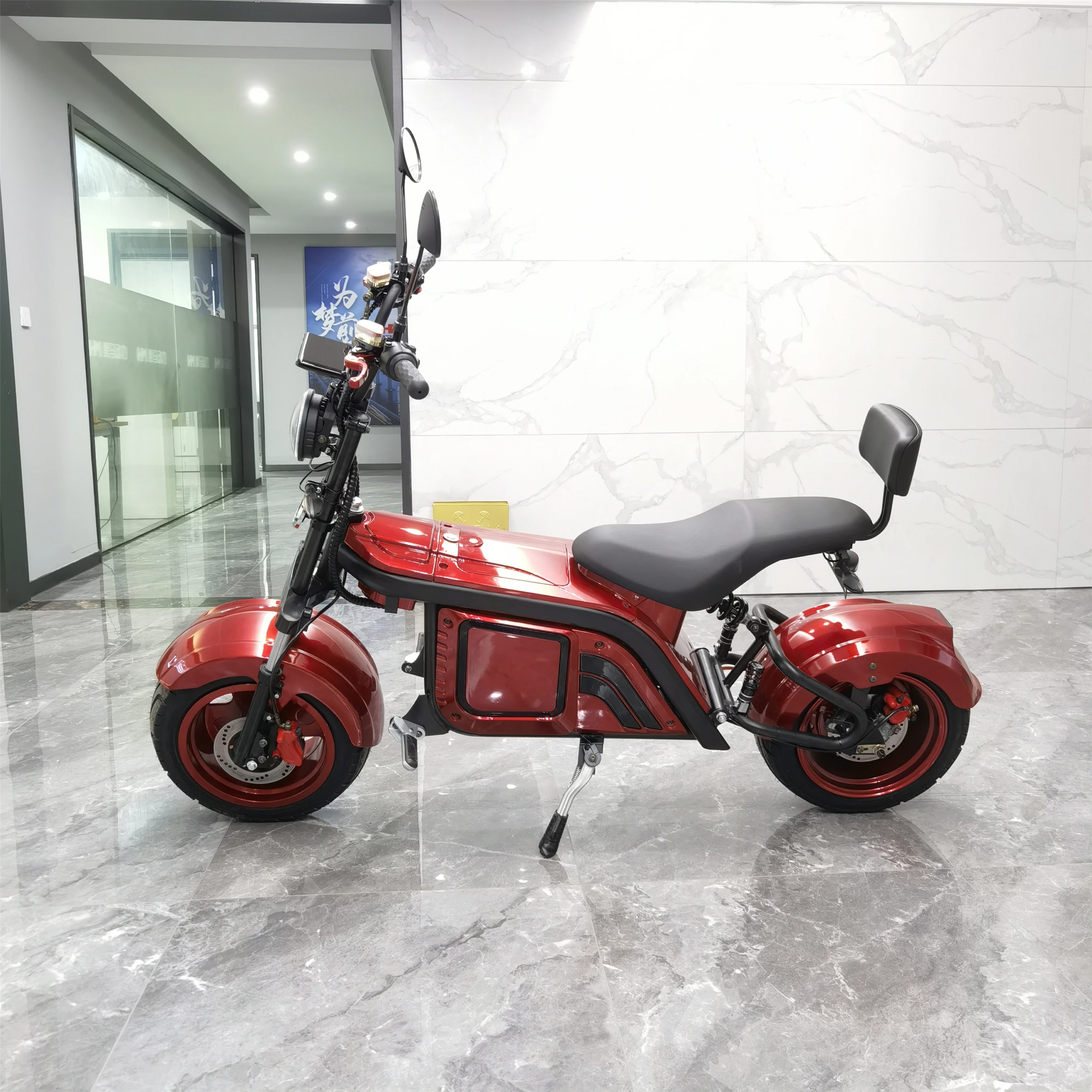 

Fashion 2000W Chopper Model M1 With EEC/COC Certificate Side Box Fast Speed Electric Scooters Adult Citycoco