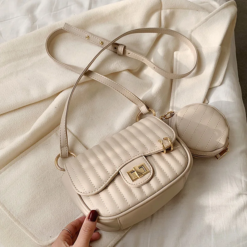 

2020 Brand Soft Striped Crossbody Bags for Women Shoulder Messenger Bags Fashion Chain Turn Lock Handbags Luxury Designer Purse