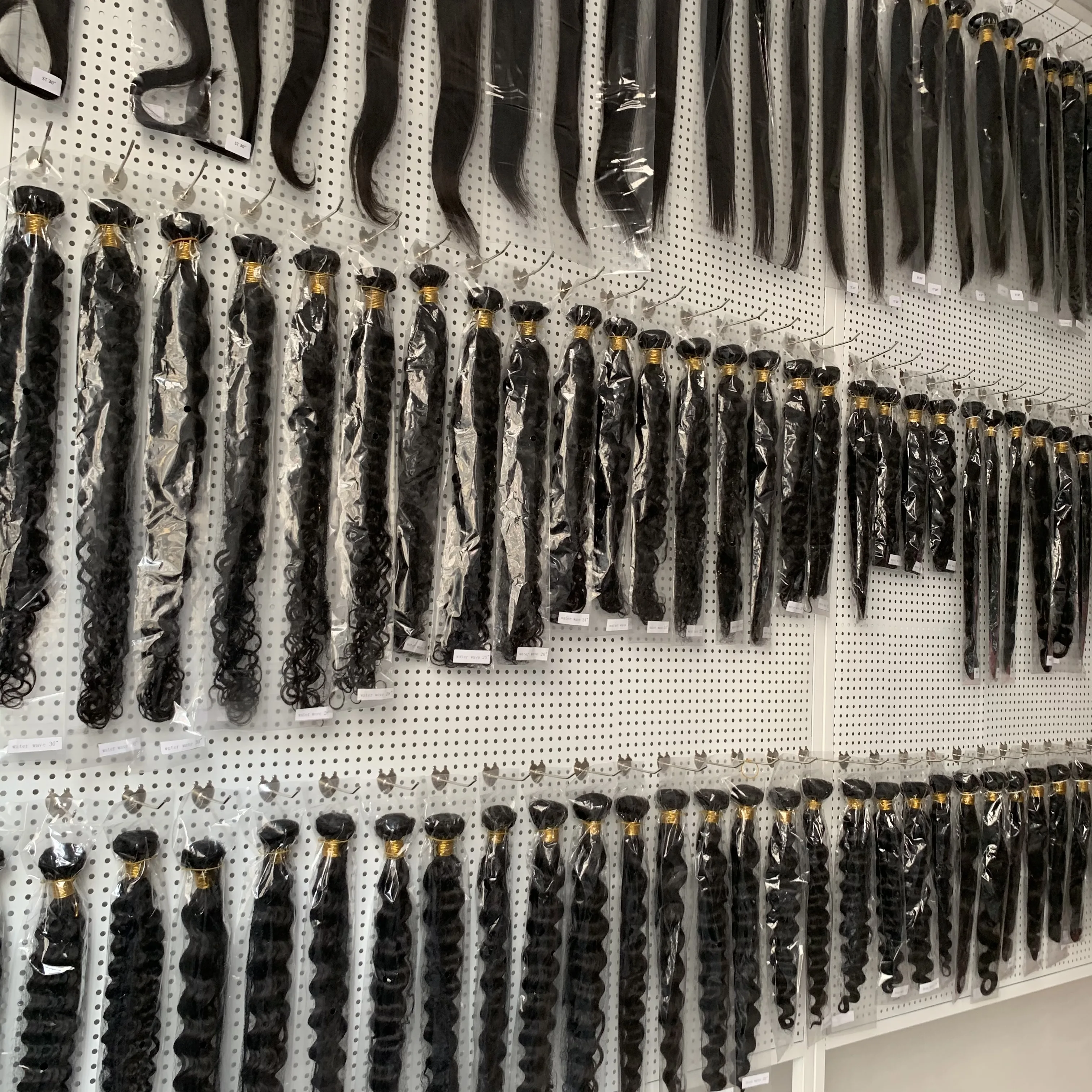 

Top level brazilian weave weft forblack women wholesale 100% human hair bundle deal 16,18,20,22,24 inch each three bundles