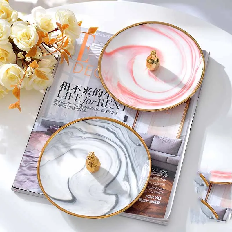 

Gold pineapple with ceramic storage fruit plate gold candy gifts