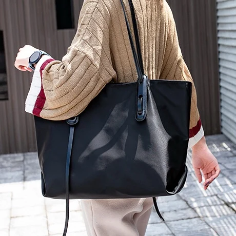 

Fashionable latest Designer PU Shoulder Handbag Travel Tote Ladies Handbags women's plaine tote bags