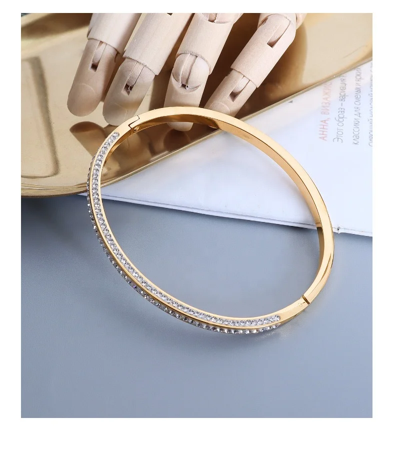 

Fashion Stainless Steel Oval 18k Gold Plated Pave Zircon Cuff Bangles For Women Jewelry