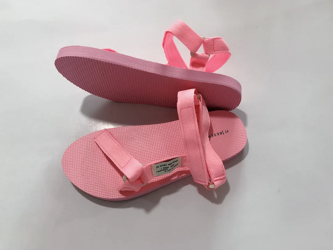 Women Sandals New Design Summer Beach slippers Lady Thick- Bottomed Platform Sandals