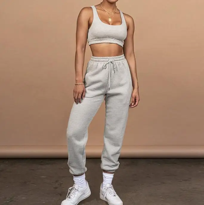 

KFD8669A 2021 Custom Logo summer joggers tracksuit 2 pcs crop top bra two piece pants set sweatpants suits joggers set women
