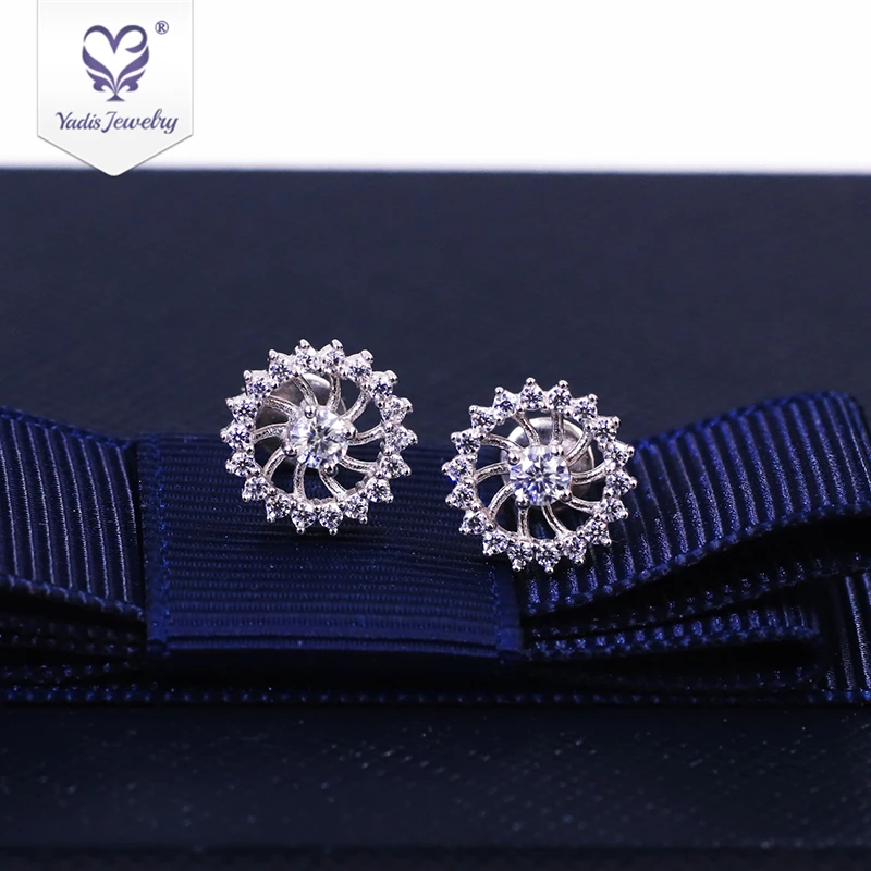 

Tianyu Moissanite Diamond Round DEF/VVS Fancy Stud Earring With S925