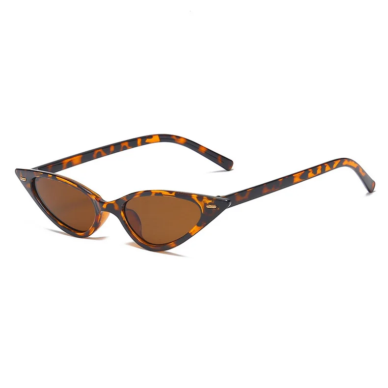 

SKYWAY Hot Selling Custom Design Fashion Leopard Cateye Sunglasses Women Small Triangle Rivet Cat Eye Sunglasses