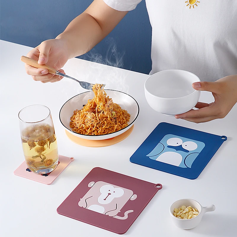 

Wholesale Cute Tableware Insulation Coaster Cup Mats 9*9 Small square Soft PVC Rubber Pad Heat-insulated Bowl Placemat, 6 colors