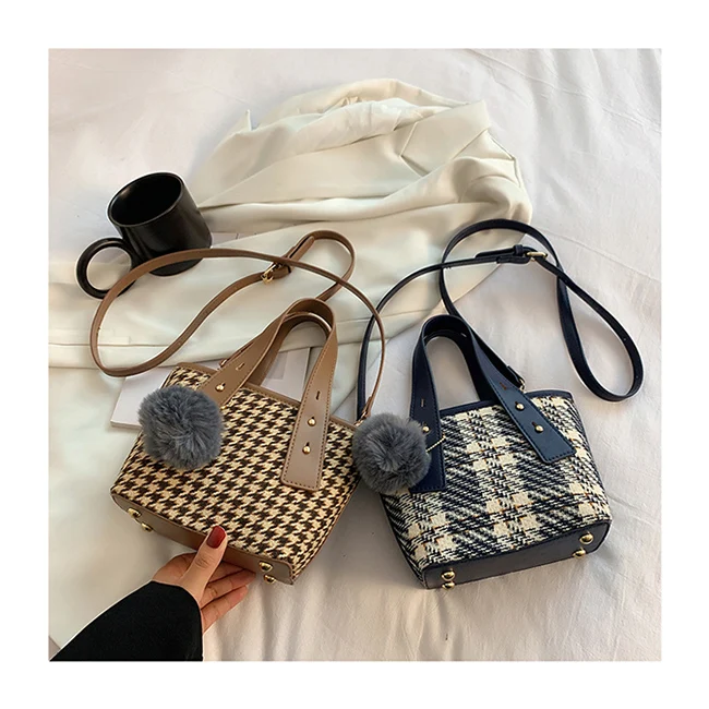 

Fall Houndstooth Panelled Plaid Shoulder Crossbody Purses 2021 Designer Rivet Fashion Luxury Handbags For Women Sac a Main Femme