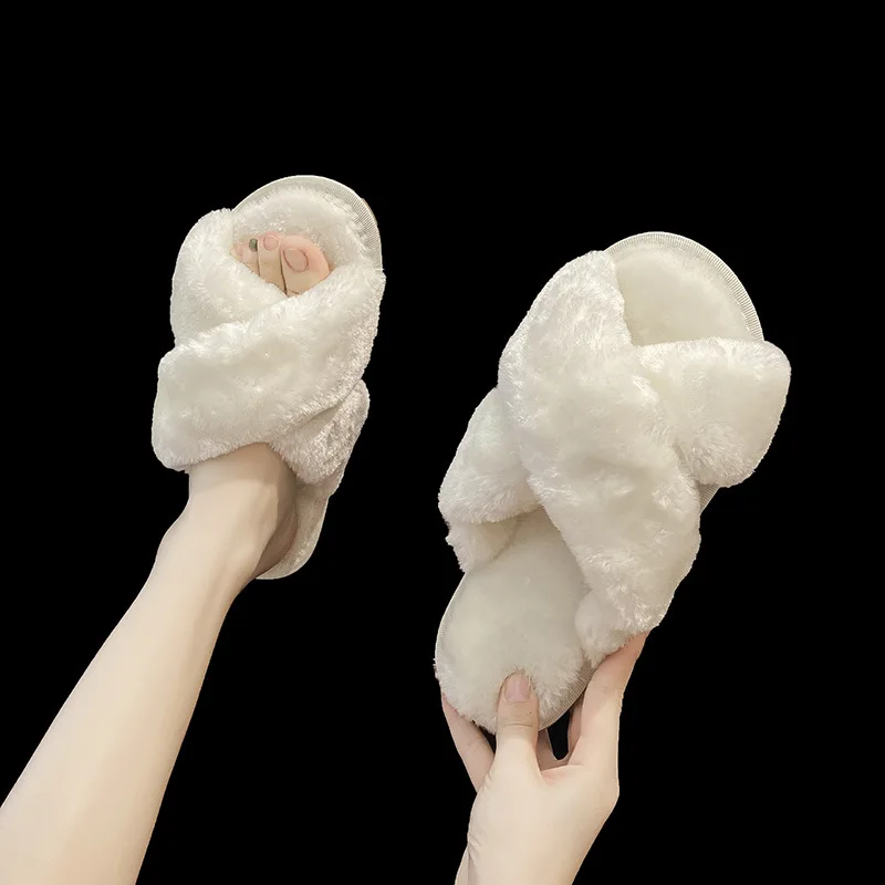 

Evawanna New Children And Adults Home Winter Warm Plush Indoor Slippers Fur Slipper Fur Slides, Customized color