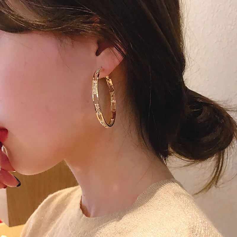 

2021 NEW S 925 Sterling Silver Needle Gold plated Hoop Earrings Hollow out Rhinestone Crystal Circle Round Hoop Earrings Women