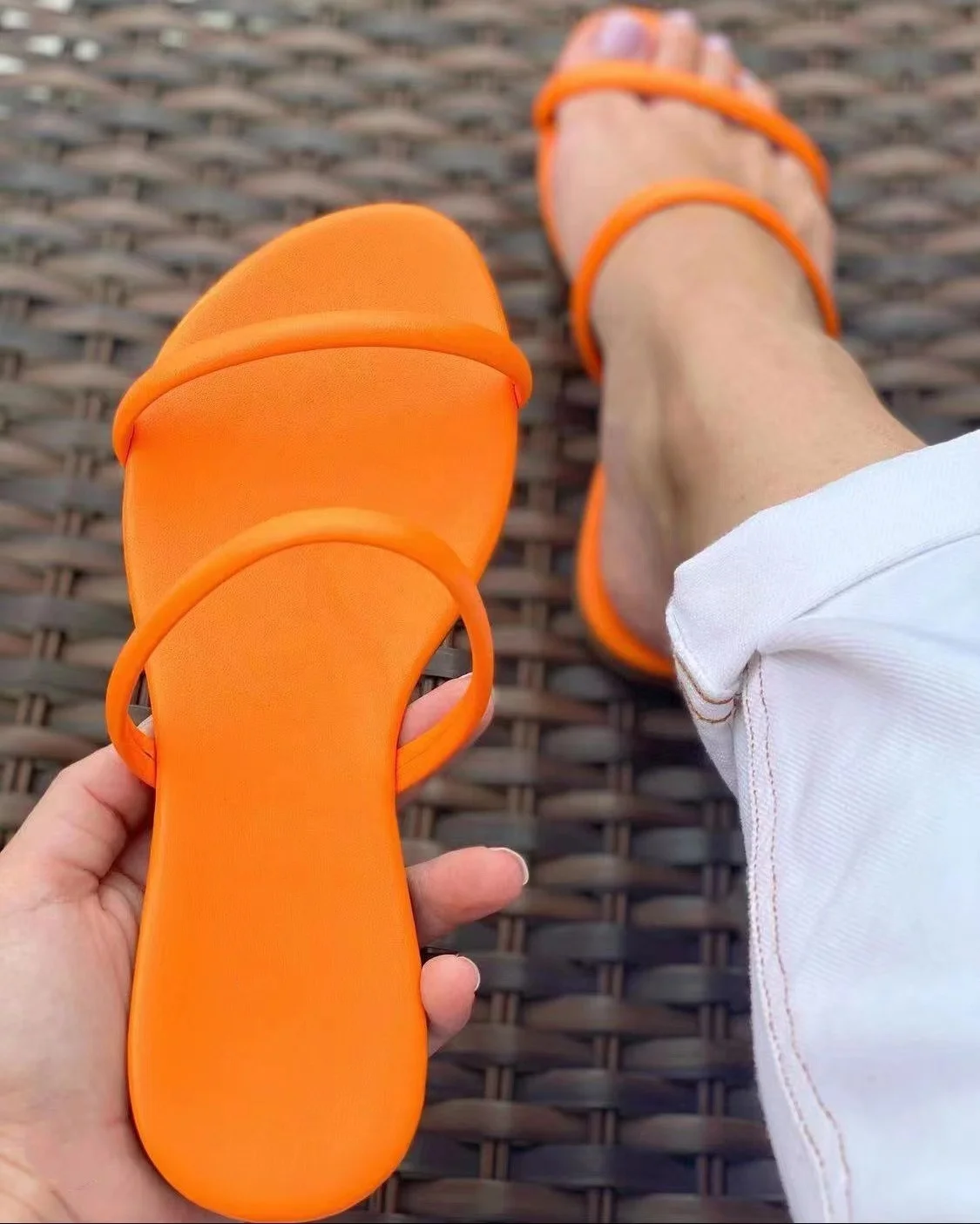 

Wholesale Ladies Footwear Jelly Shoes Flat Slides Women Slippers Women Sandals
