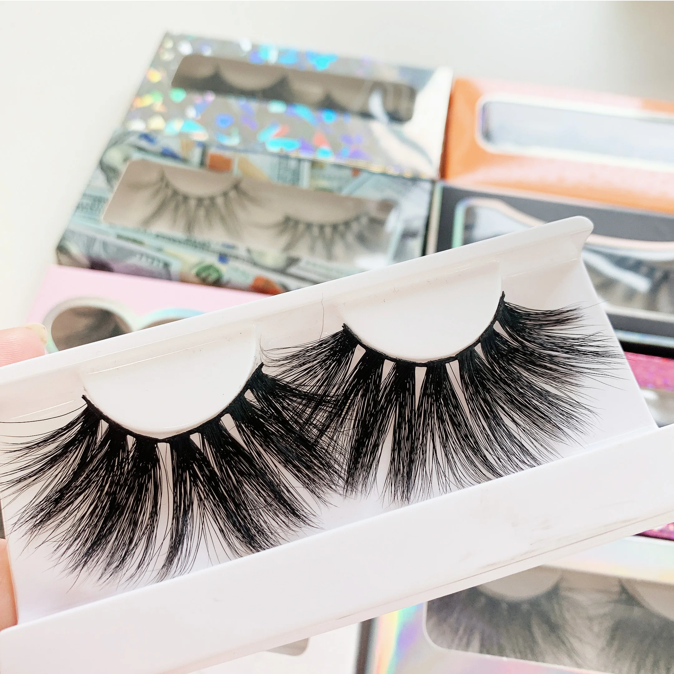 

Hot Selling eye Lashes cases Long lashes3d wholesale vendor 25mm eyelash lash boxes, Black color