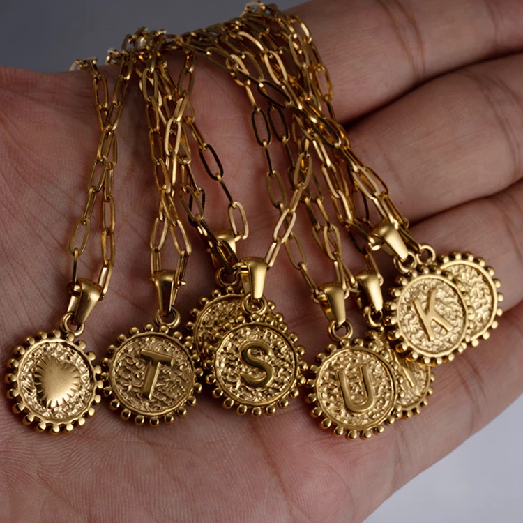 

Gold Initial Necklaces For Women Girls18K Gold Plated Link Chain Letter W Necklace Personalized Gold Jewelry Gifts