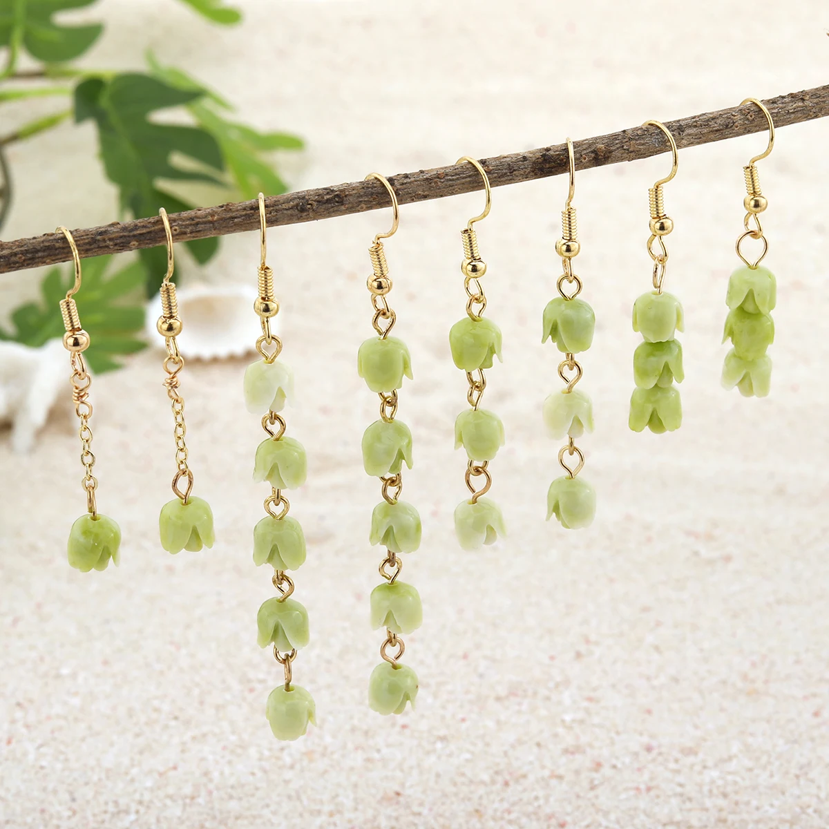 

New Hawaiian samoa green long drop Lily of the valley resin flower earrings wholesale