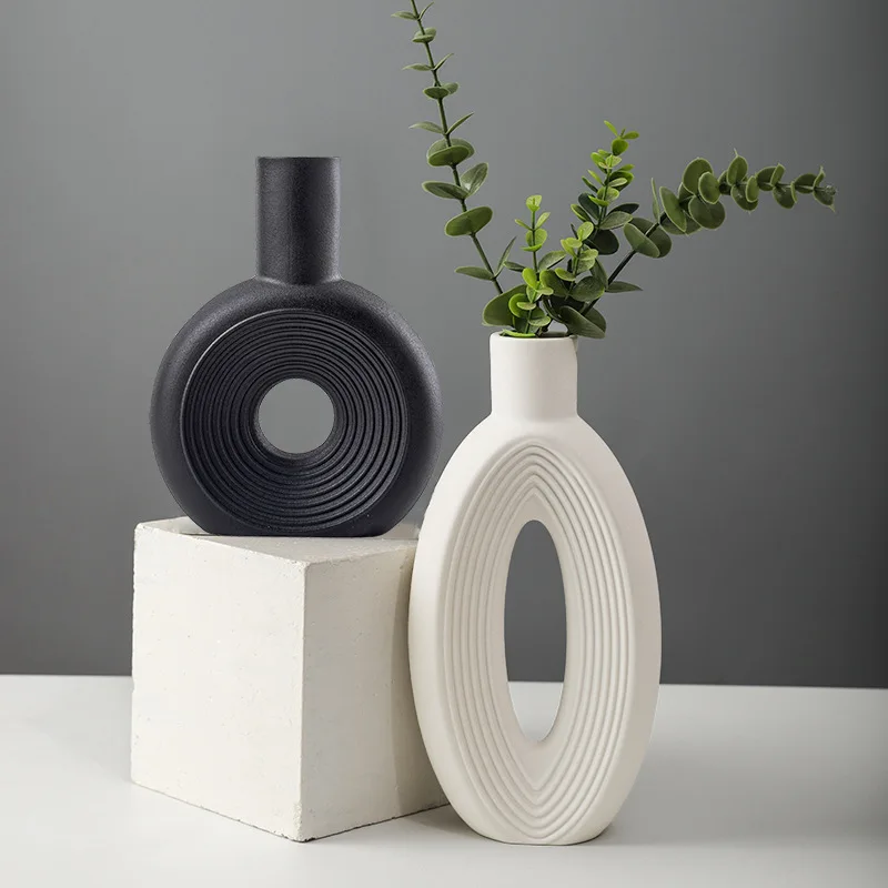 

Hot Sale Set of 2 Ceramic Vase for Home Decor White Round Pampas Vases Minimalist Nordic Boho Style for Modern Farmhouse Decor