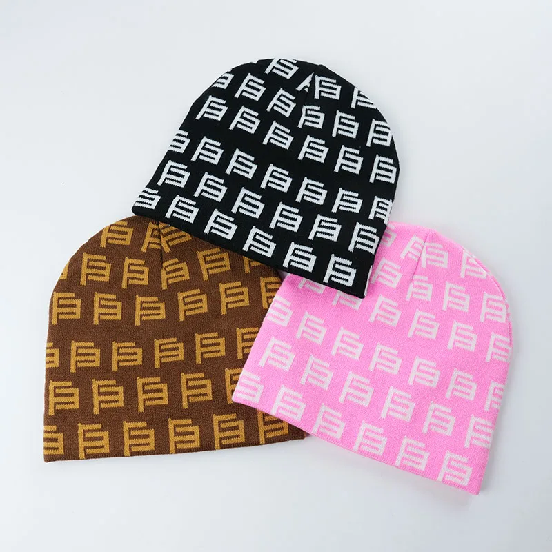 Yukaihe Full Jacquard Logo Custom Letter Logo Winter Beanies Acrylic Material Adult Kids Size