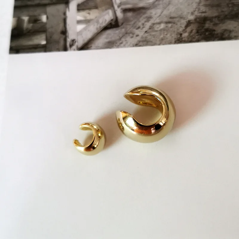 

European Hotsale Minimalist Punk 18K Gold Plated C Shaped Round Ear clip Chunky No Pierced Clip-on Earrings Women Cuff Earrings