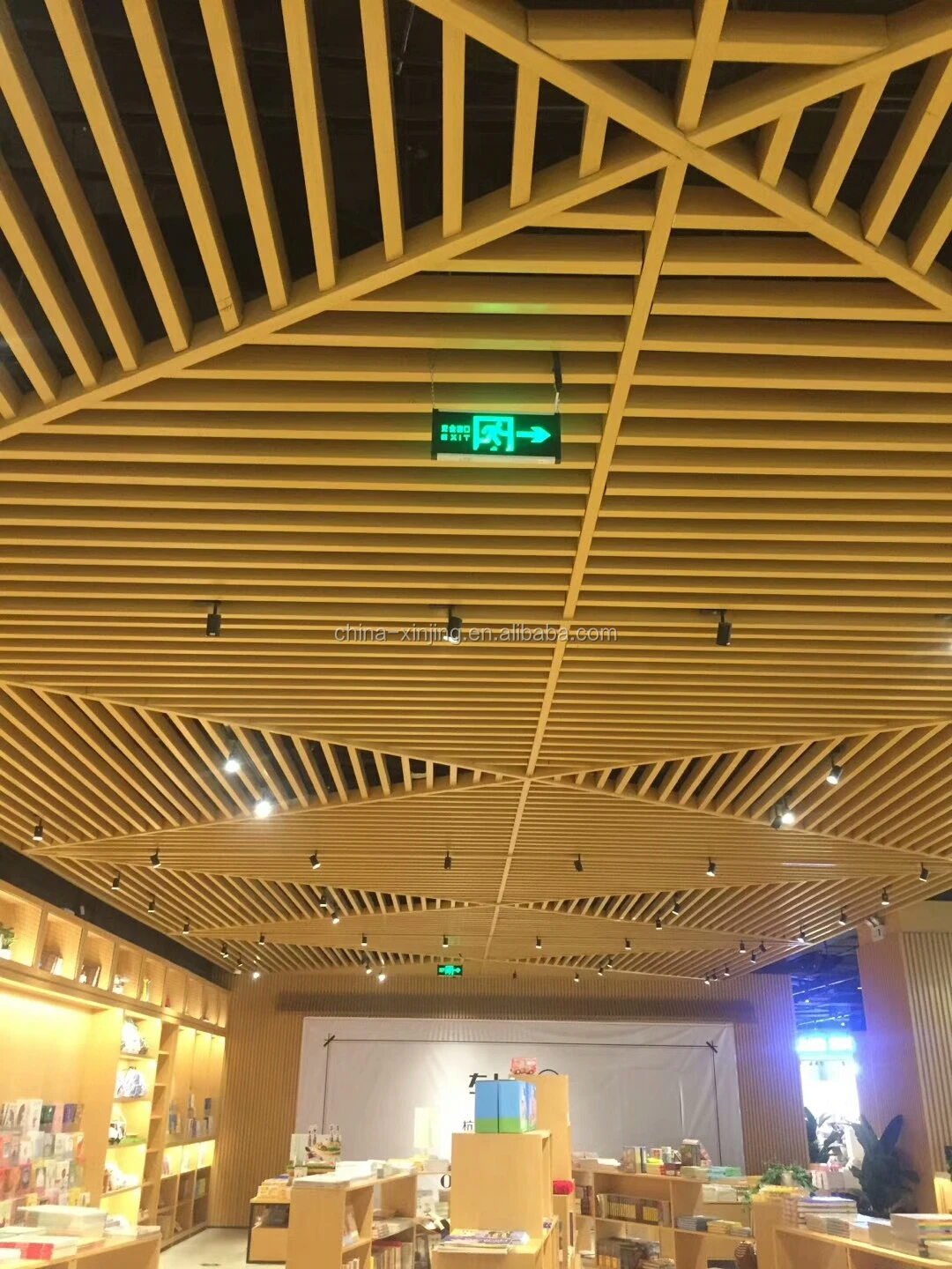 mmexport1508772344882.jpg