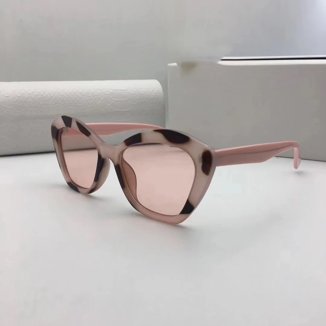 

Lbashades 2021 New Model Retro Women Ladies Personalized Metal Hinge Sexy Elegent Cat Eye Sunglasses