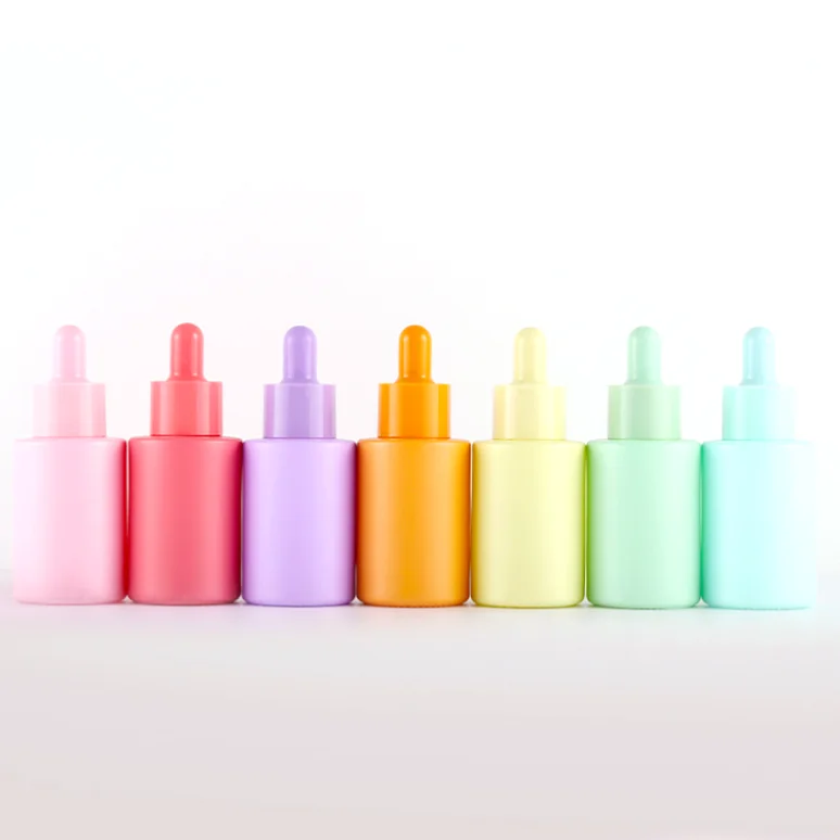 

Empty skin care cosmetic packing colored essential oil container flat shoulder 1oz 30ml serum oil dropper bottle