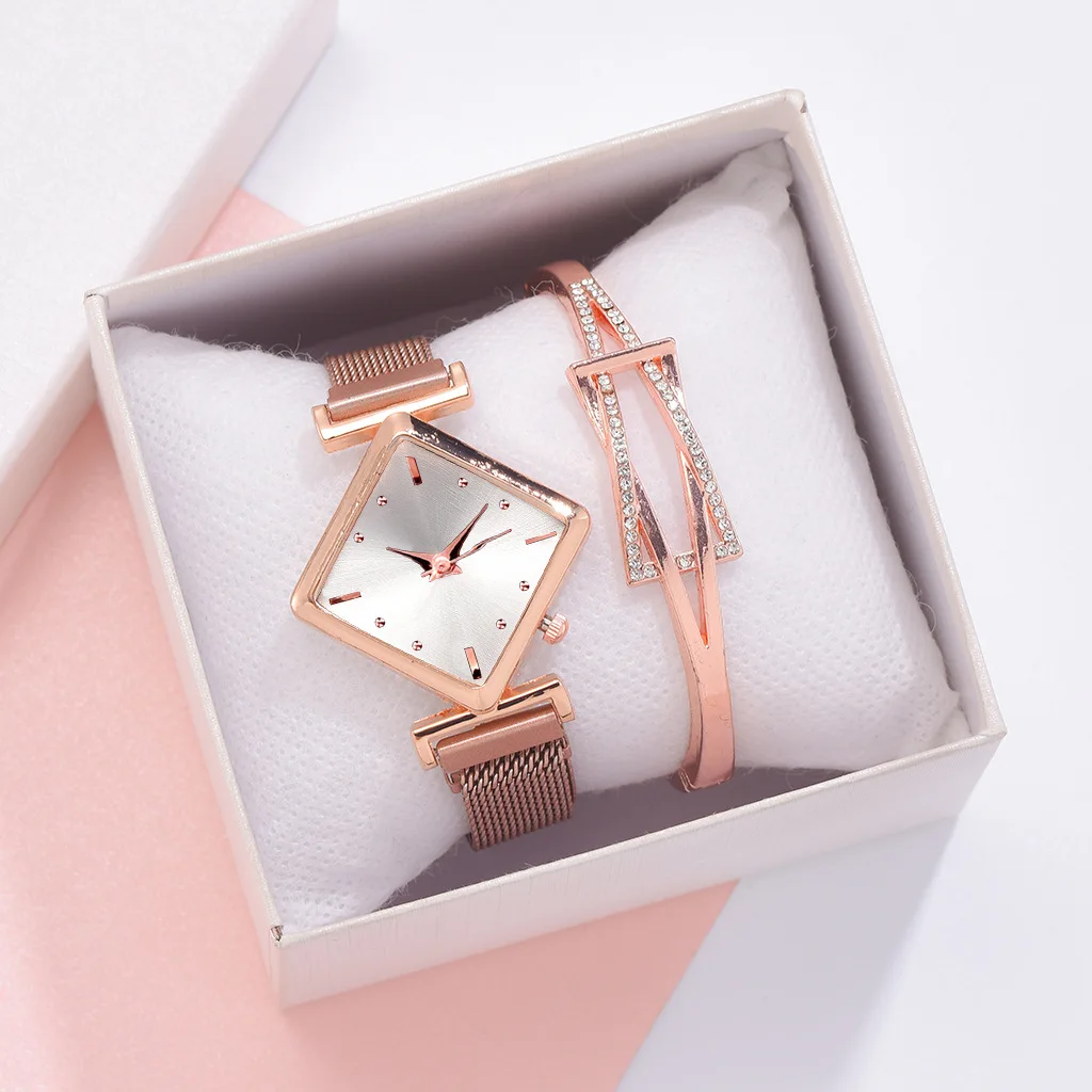 

3pcs/set Women Watches Bracelet Set Square Dial Rose Gold Magnet Watch Dress Ladies Bracelet Wrist Watches Luxury Quartz Clock