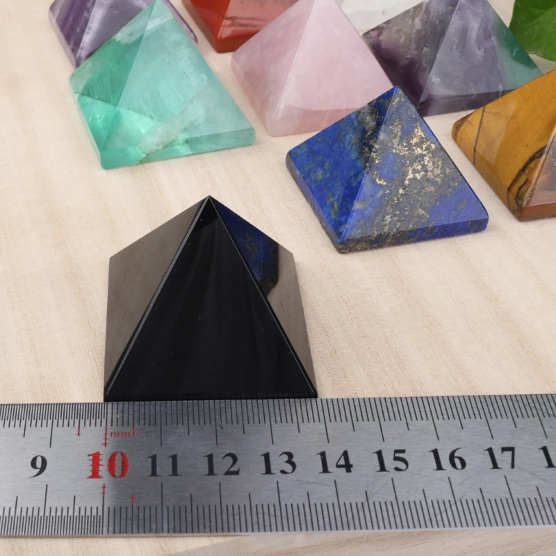 

Wholesale 4cm feng shui gemstone carving natural colorful crystal pyramid for Healing Reiki