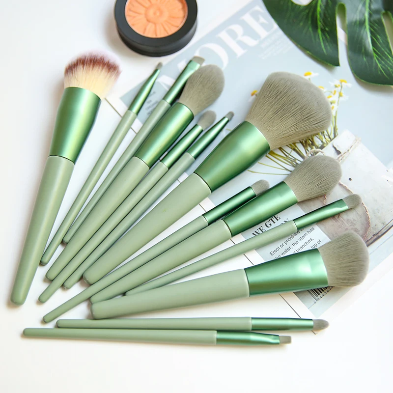 

Professional Makeup Brushes 13 PCs Makeup Brush Set with Premium Synthetic Foundation Brush Blending Face Powder Blush, Customized color