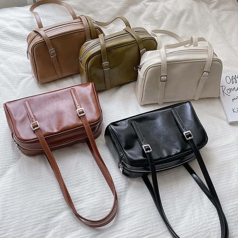 

Big female Korean fashion trend carried storage bag large capacity shoulder bag retro leather tote bag outdoor custom