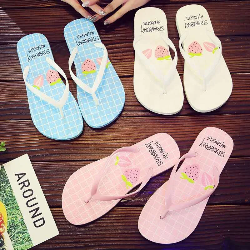 

New Design Fashion Girls' Summer Slippers Cute Printing Beach Flip-Flops